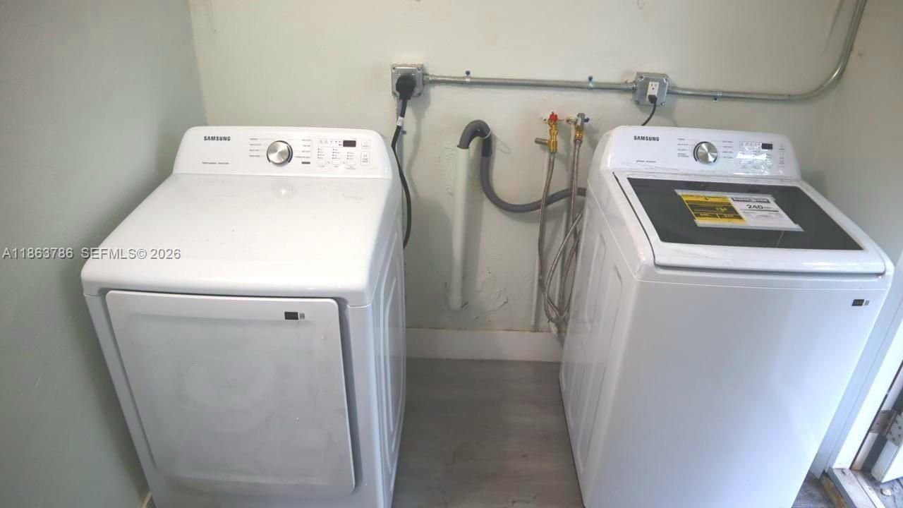 2503 NW 9th St, Fort Lauderdale, FL 33311 Photo