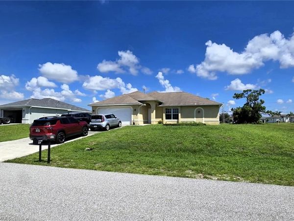 519 NW 26th ST , CAPE CORAL, FL 33993