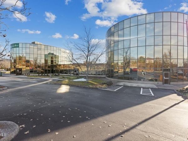 1989 East Stone Drive, Kingsport, TN 37660