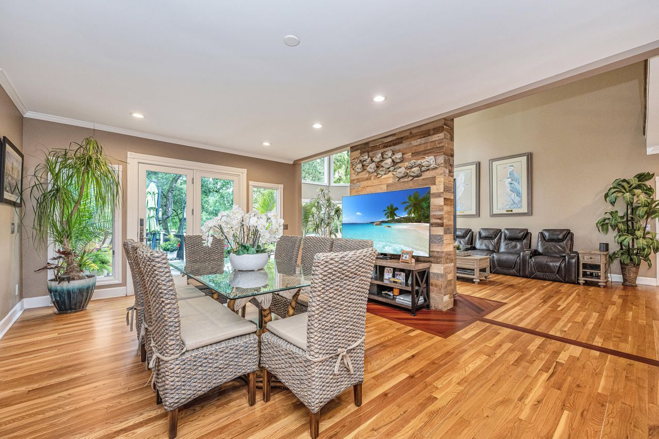 975 Mayfield Street Photo 19