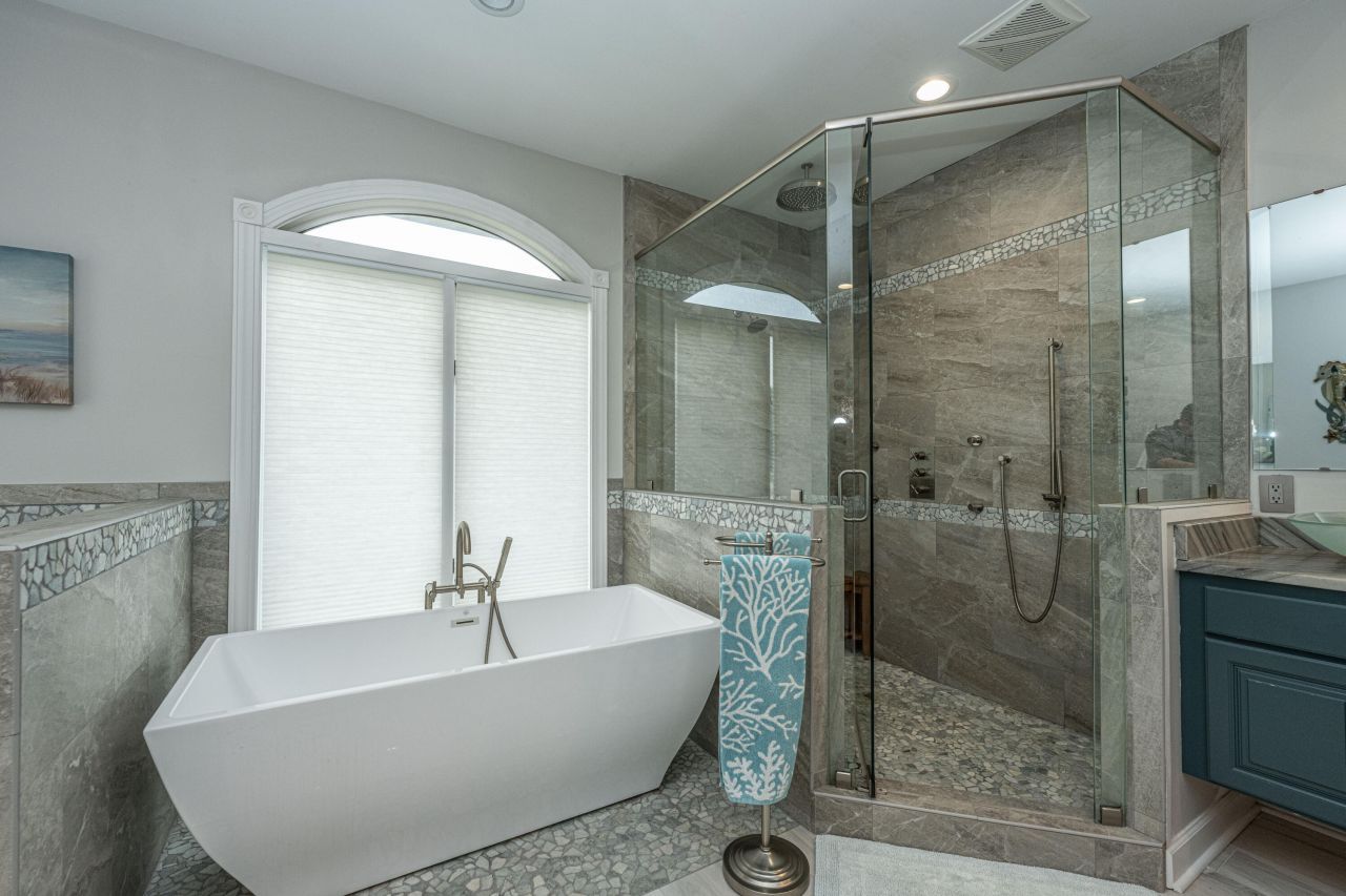 975 Mayfield Street Photo 26