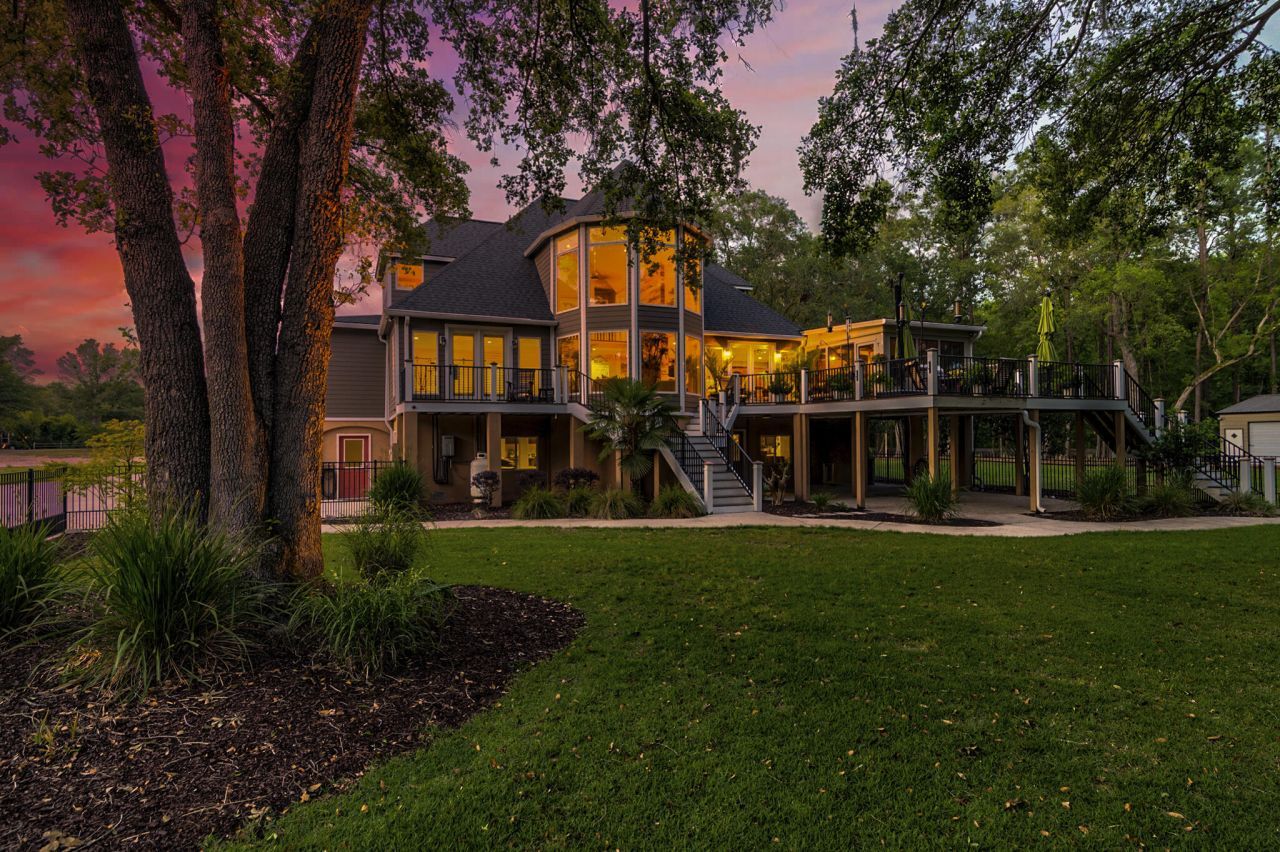 975 Mayfield Street Photo 71