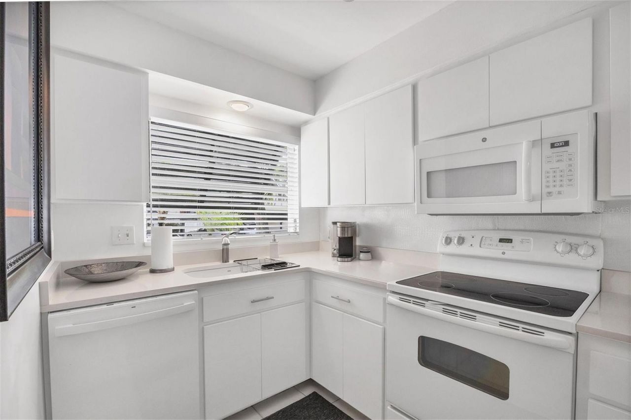 4660 Ocean Boulevard, Unit N1, Sarasota, FL 34242 Photo