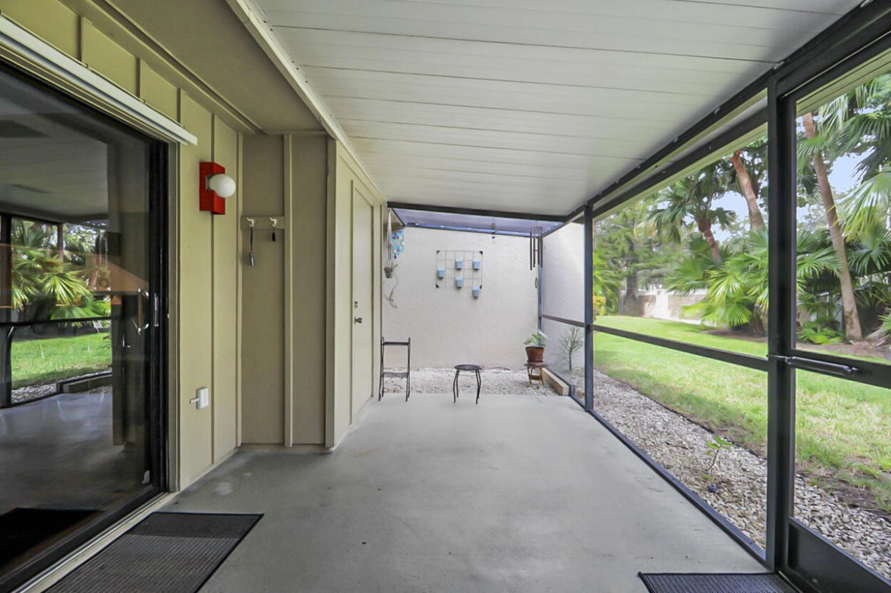 1679 SW Crossing Circle, Palm City, FL 34990 Photo