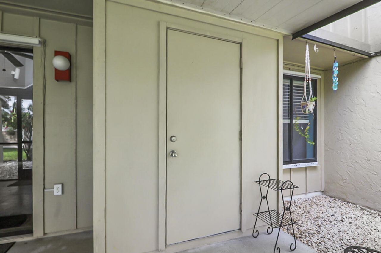 1679 SW Crossing Circle, Palm City, FL 34990 Photo