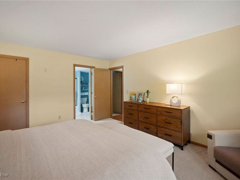 20745 Sun Meadow Trail, Strongsville, OH 44149 Photo 13