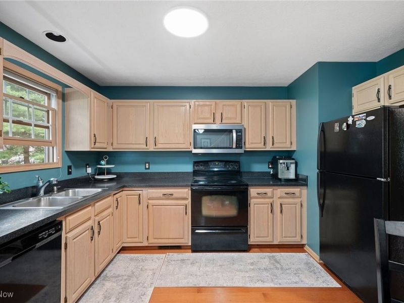 20745 Sun Meadow Trail, Strongsville, OH 44149 Photo 9