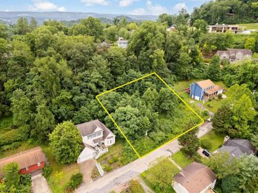 TBD Karen Lane, Morgantown, WV 26501