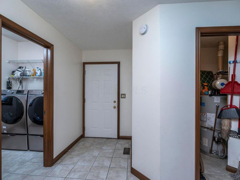 1210 Storybrook Drive, Washington Court House, OH 43160 Photo 12