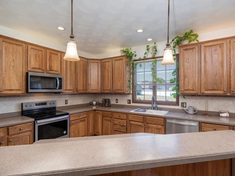 1210 Storybrook Drive, Washington Court House, OH 43160 Photo 36