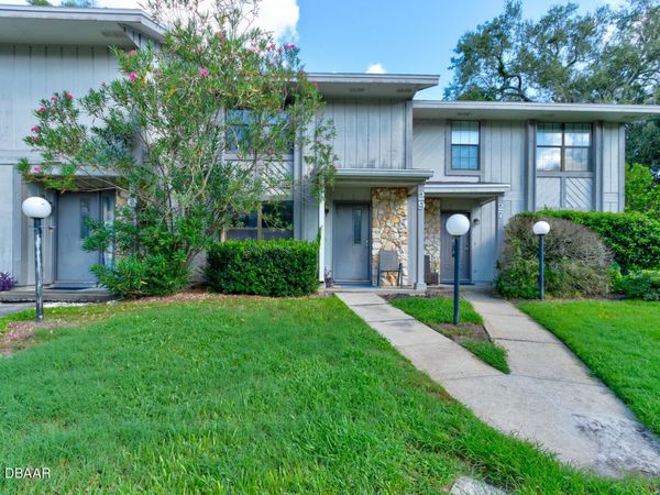 29 Oakwood Park, Ormond Beach, FL 32174