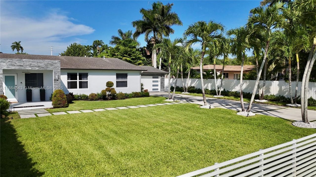 14441 S Biscayne River Rd, Miami, FL 33161 Photo