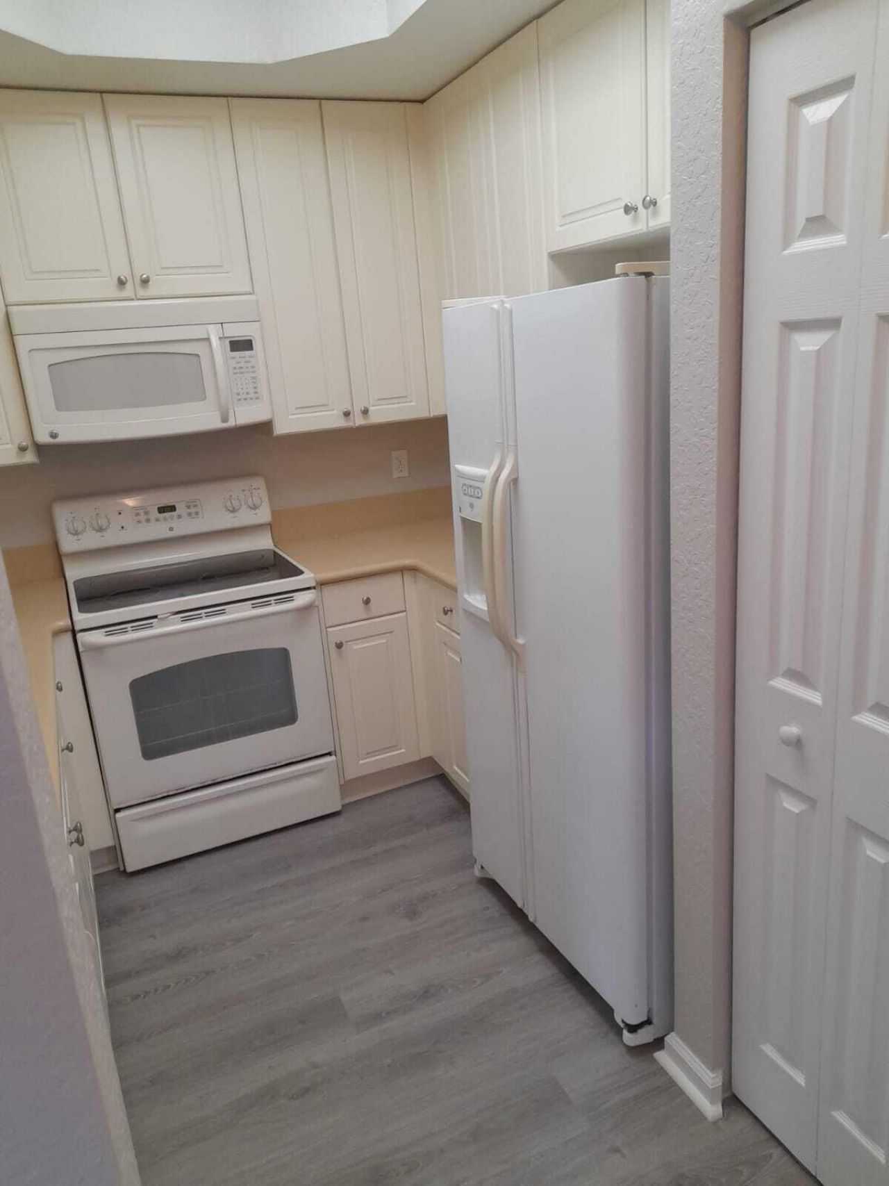 6516 Morgan Hill Trail, Unit 1812, West Palm Beach, FL 33411 Photo