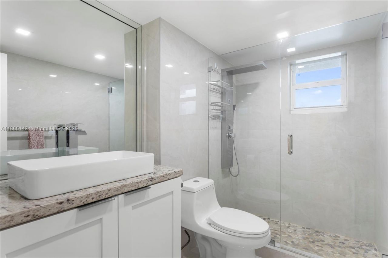 2101 S Ocean, Unit 1001, Hollywood, FL 33019 Photo
