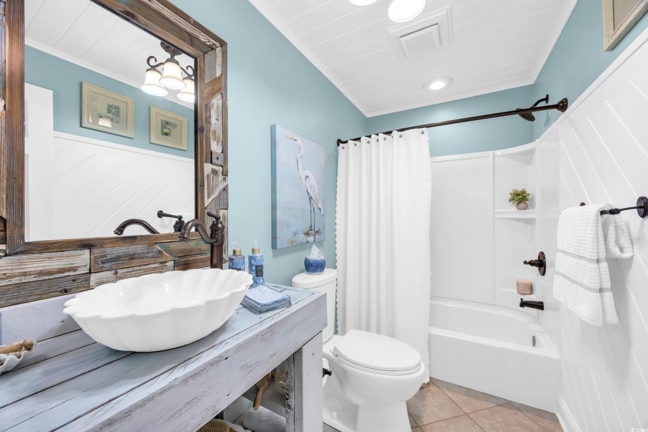 1612 Edge Dr. Photo 19