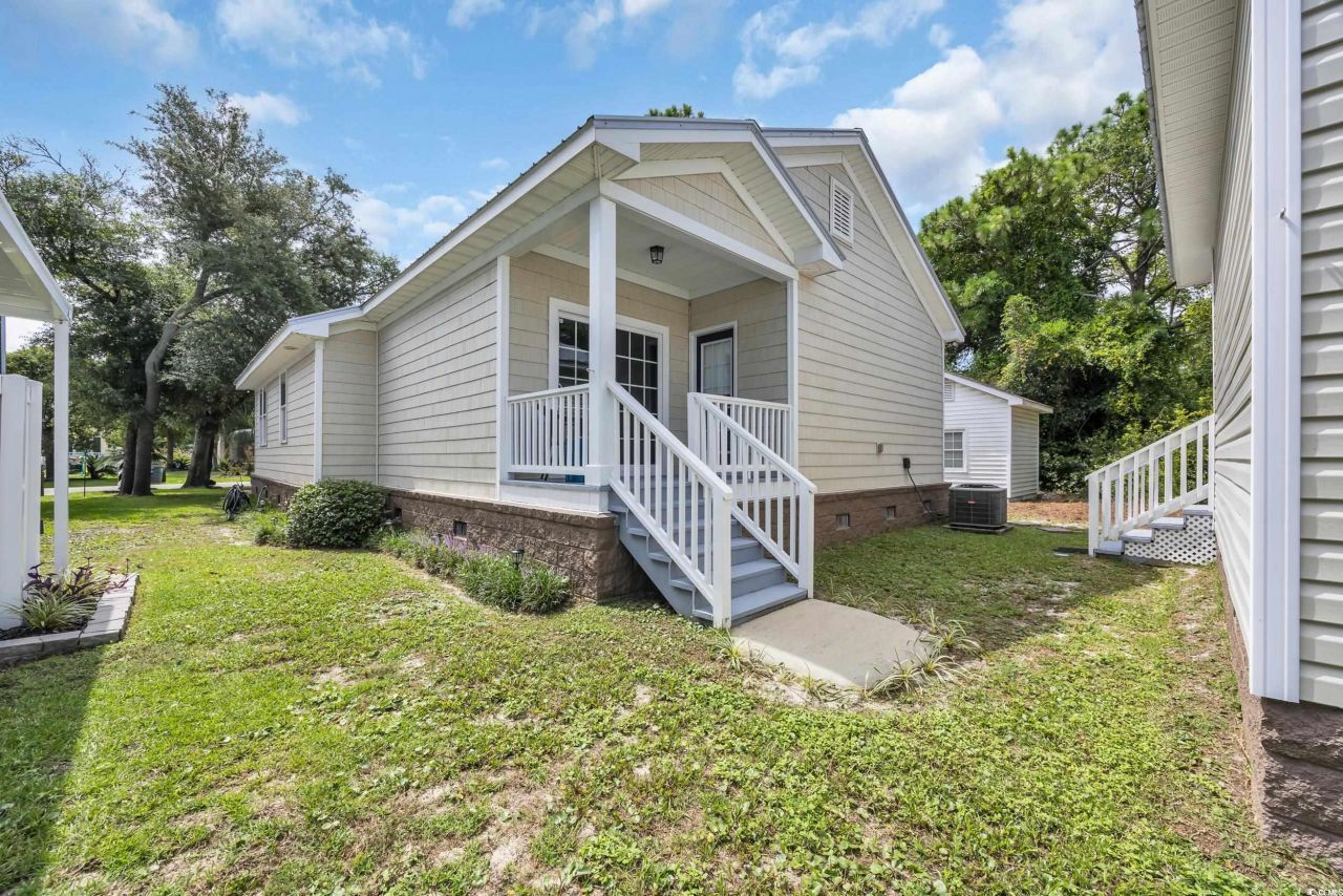 1612 Edge Dr. Photo 22