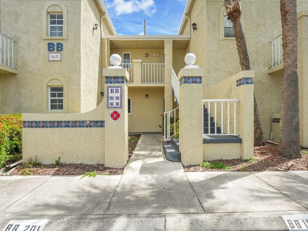 1631 SE Green Acres Circle SE, Unit Bb-203, Port Saint Lucie, FL 34952