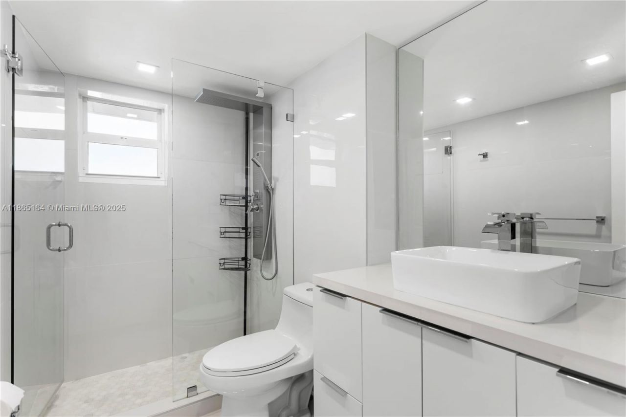 2101 S Ocean Dr, Unit 1203, Hollywood, FL 33019 Photo