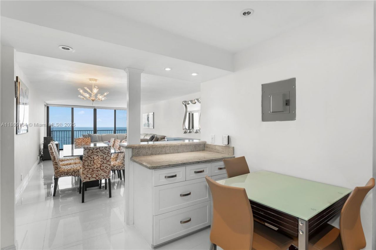 2101 S Ocean Dr, Unit 1203, Hollywood, FL 33019 Photo
