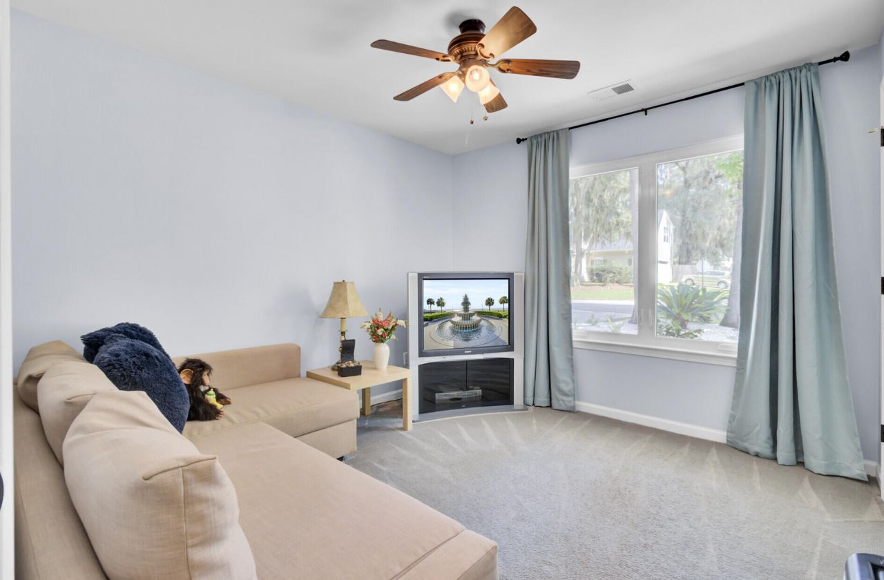 8607 Kennestone Lane Photo 16