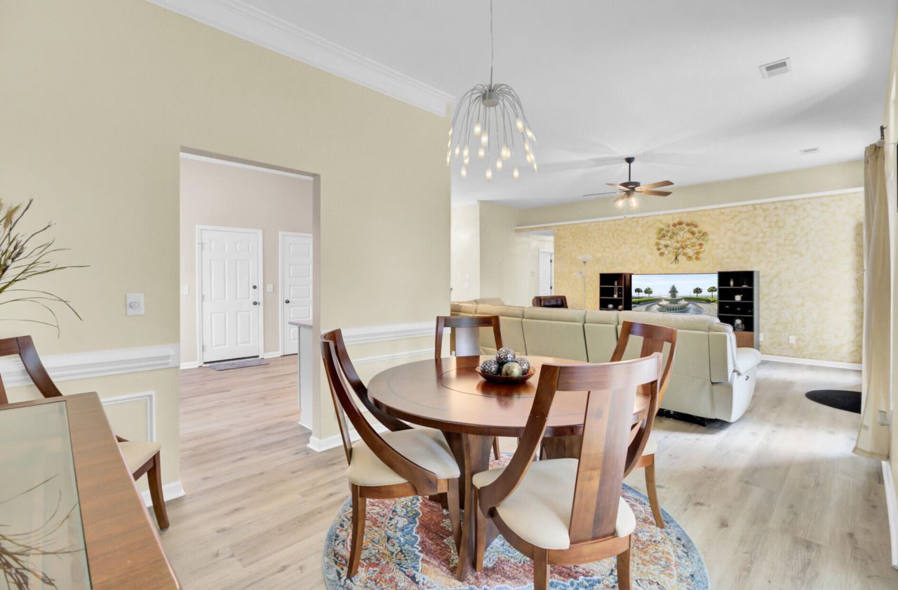 8607 Kennestone Lane Photo 8