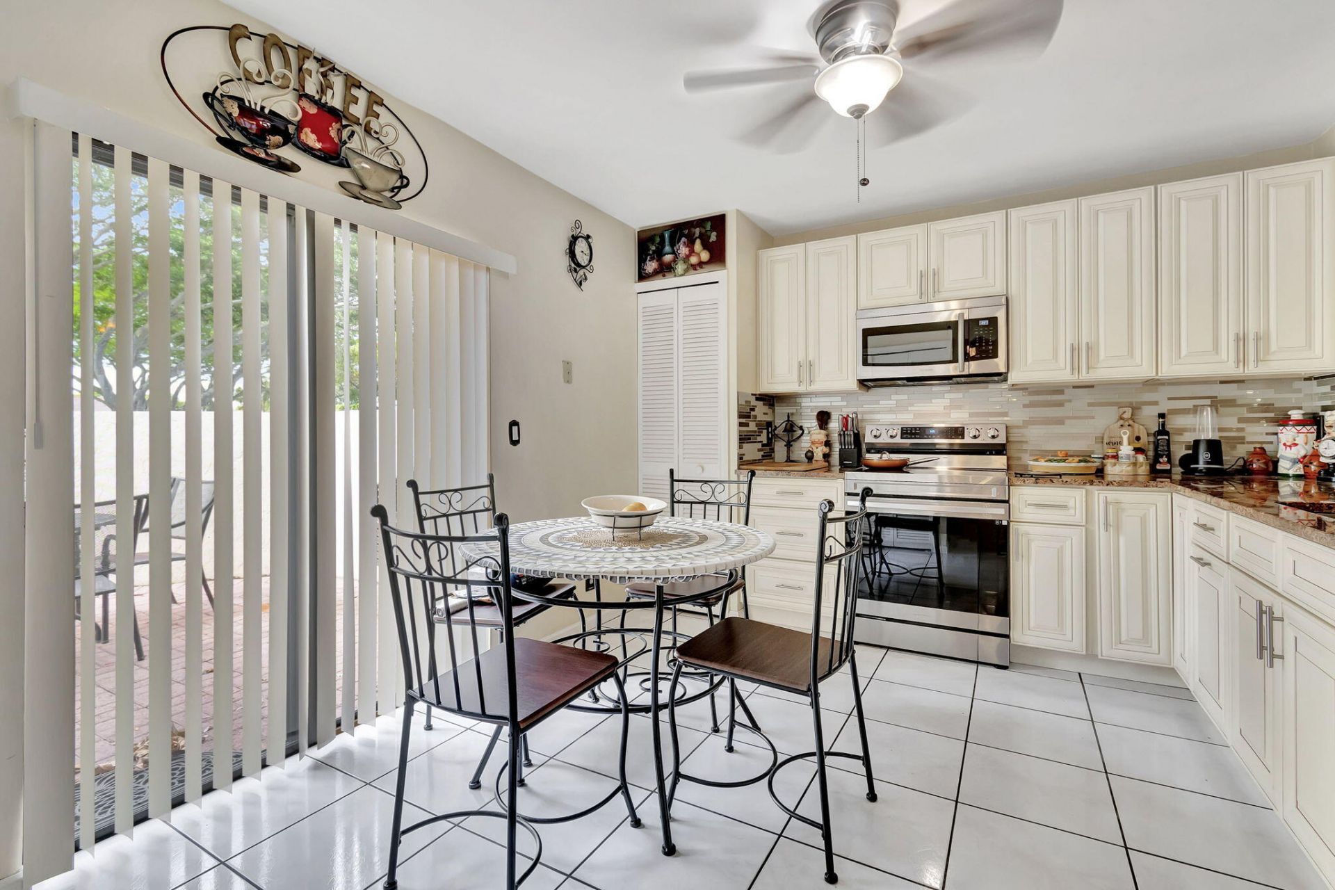 5531 Parkwalk Circle E, Boynton Beach, FL 33472 Photo