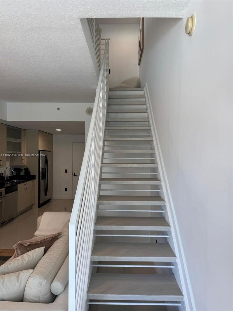 60 SW 13th St, Unit 1406, Miami, FL 33130 Photo