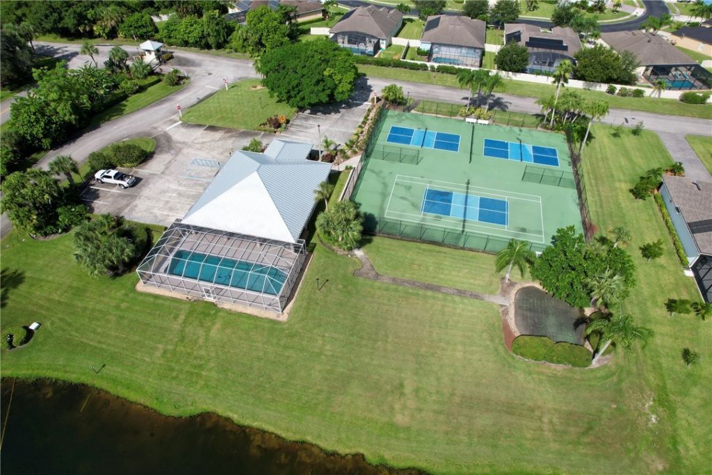 1579 Eagles Circle, Sebastian, FL 32958 Photo