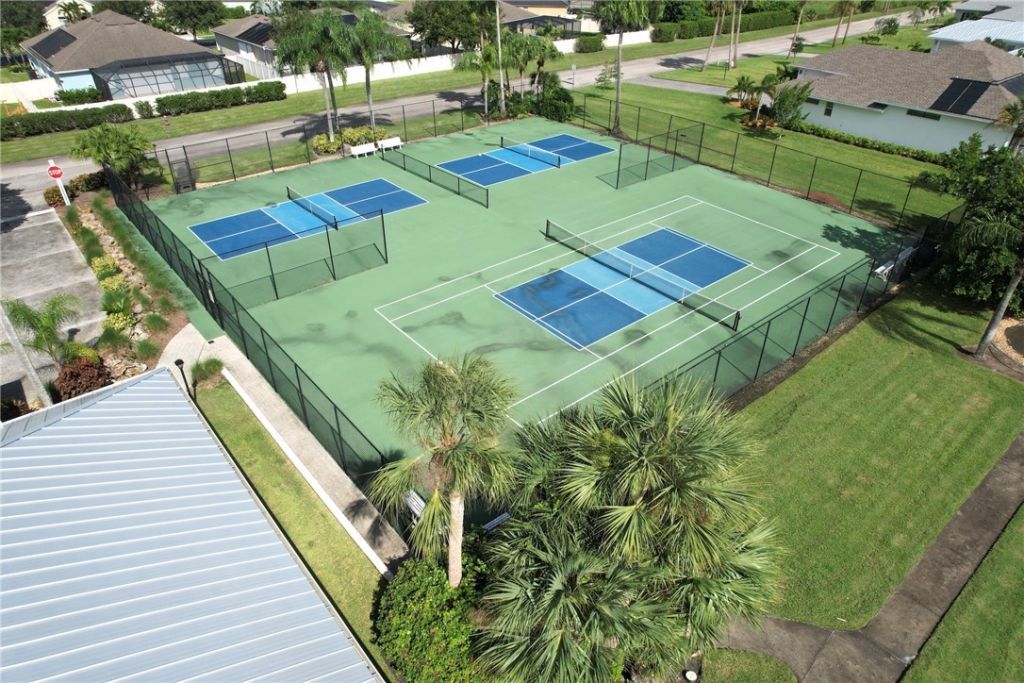 1579 Eagles Circle, Sebastian, FL 32958 Photo