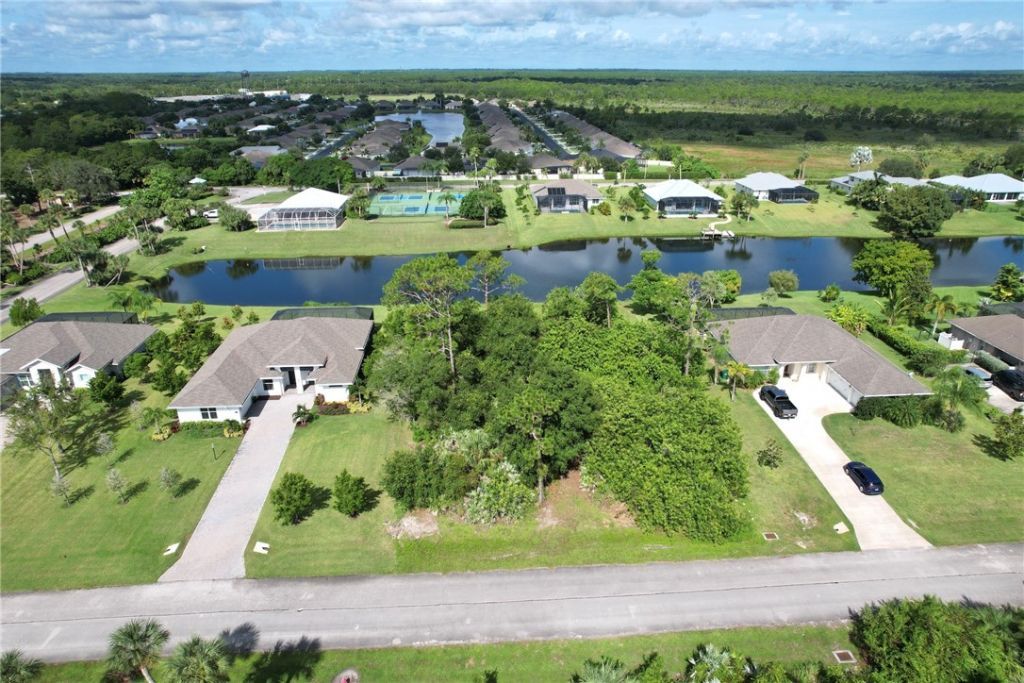1579 Eagles Circle, Sebastian, FL 32958 Photo