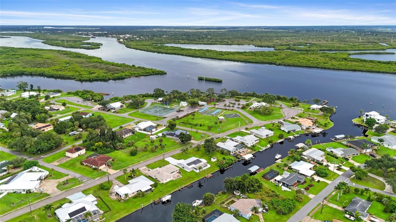 27401 Voyageur Drive, Punta Gorda, FL 33983 Photo