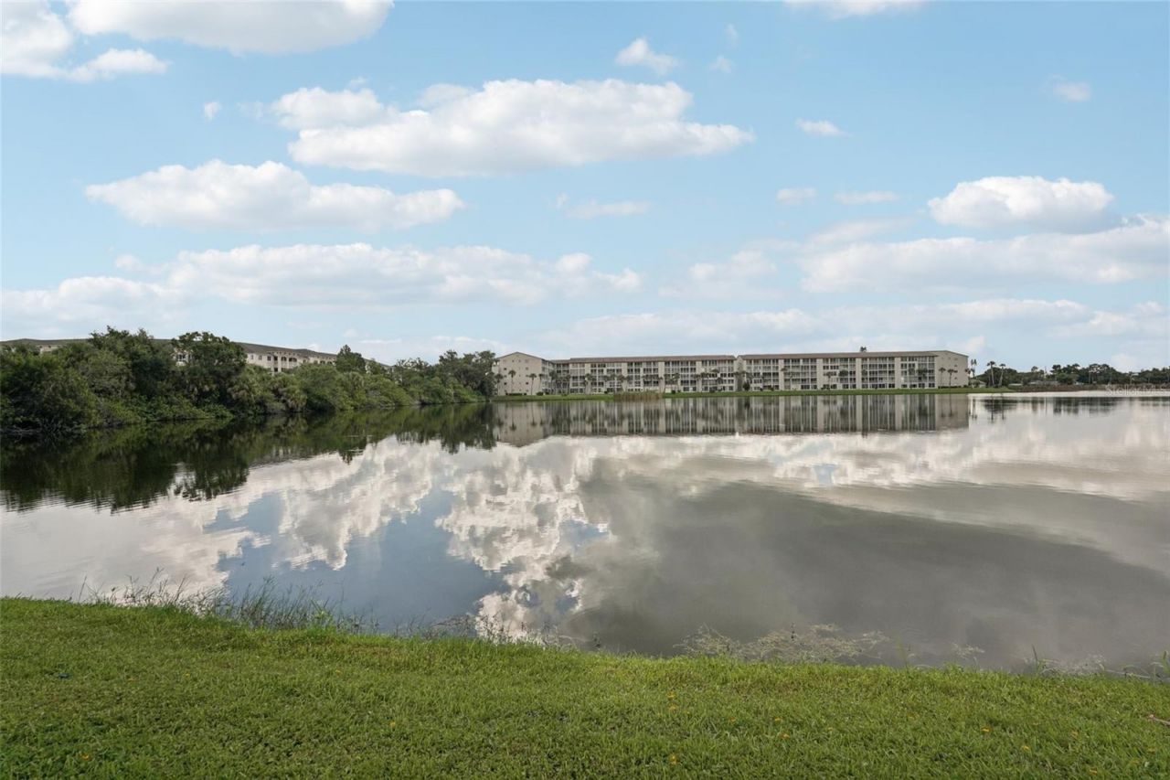 3606 Lake Bayshore Drive, Unit K224, Bradenton, FL 34205 Photo