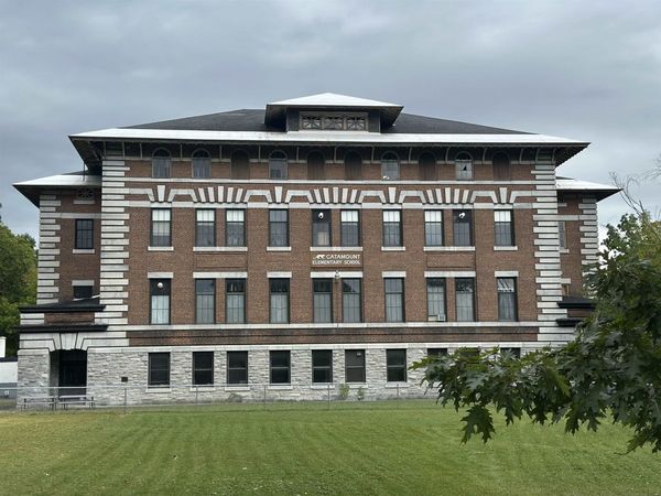 230 School Street, Bennington, VT 05201