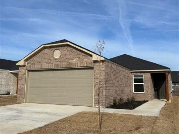 8821 Preston Wood Drive, Fort Smith, AR 72916