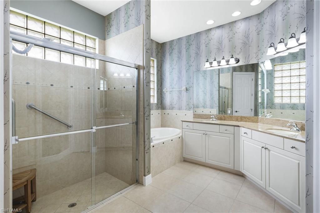 28201 L Burton Fletcher Ct, Bonita Springs, FL 34135 Photo