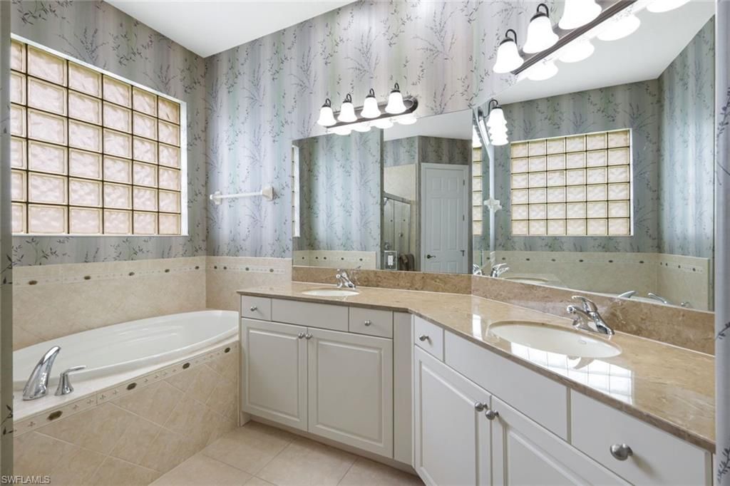 28201 L Burton Fletcher Ct, Bonita Springs, FL 34135 Photo