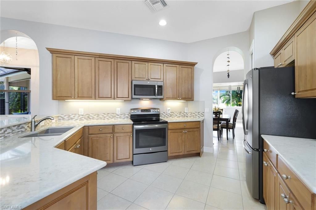 28201 L Burton Fletcher Ct, Bonita Springs, FL 34135 Photo