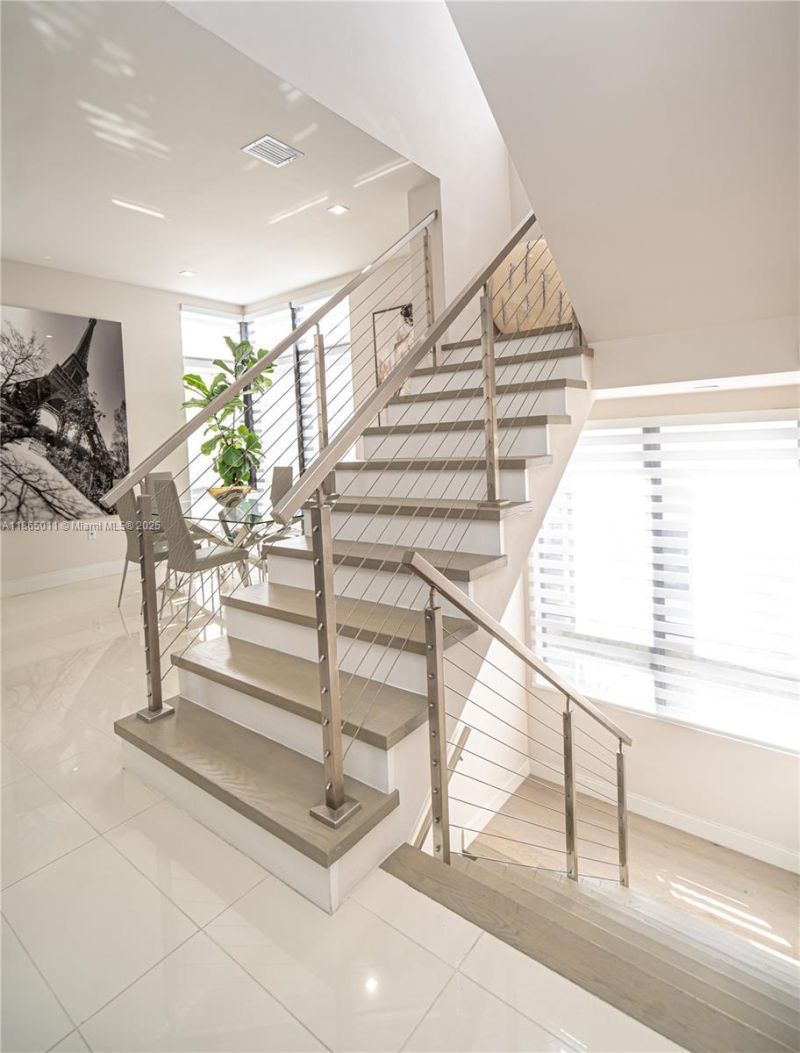 8263 NW 47th Ter, Doral, FL 33166 Photo