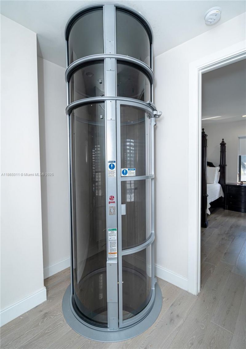 8263 NW 47th Ter, Doral, FL 33166 Photo