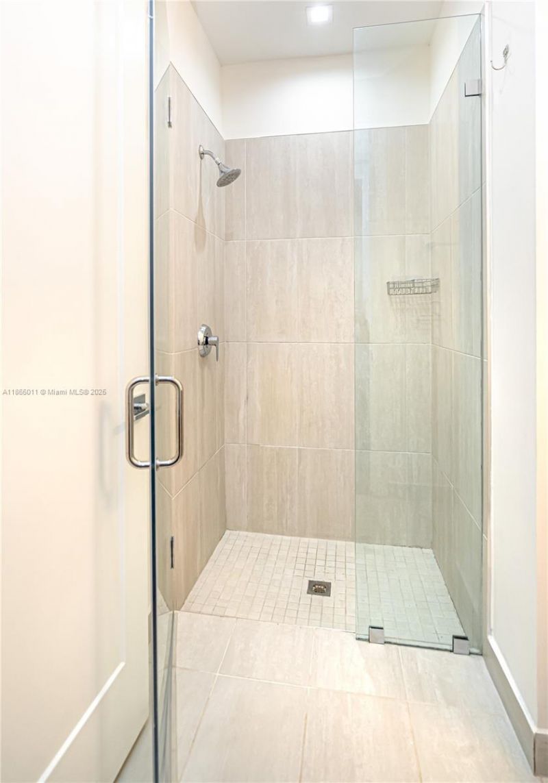 8263 NW 47th Ter, Doral, FL 33166 Photo