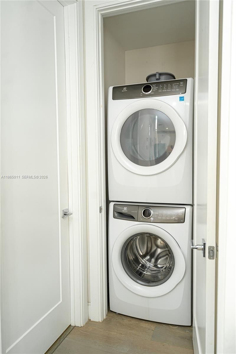 8263 NW 47th Ter, Doral, FL 33166 Photo