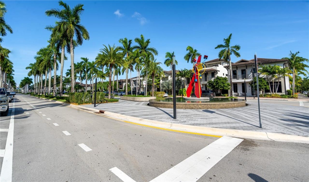 8263 NW 47th Ter, Doral, FL 33166 Photo