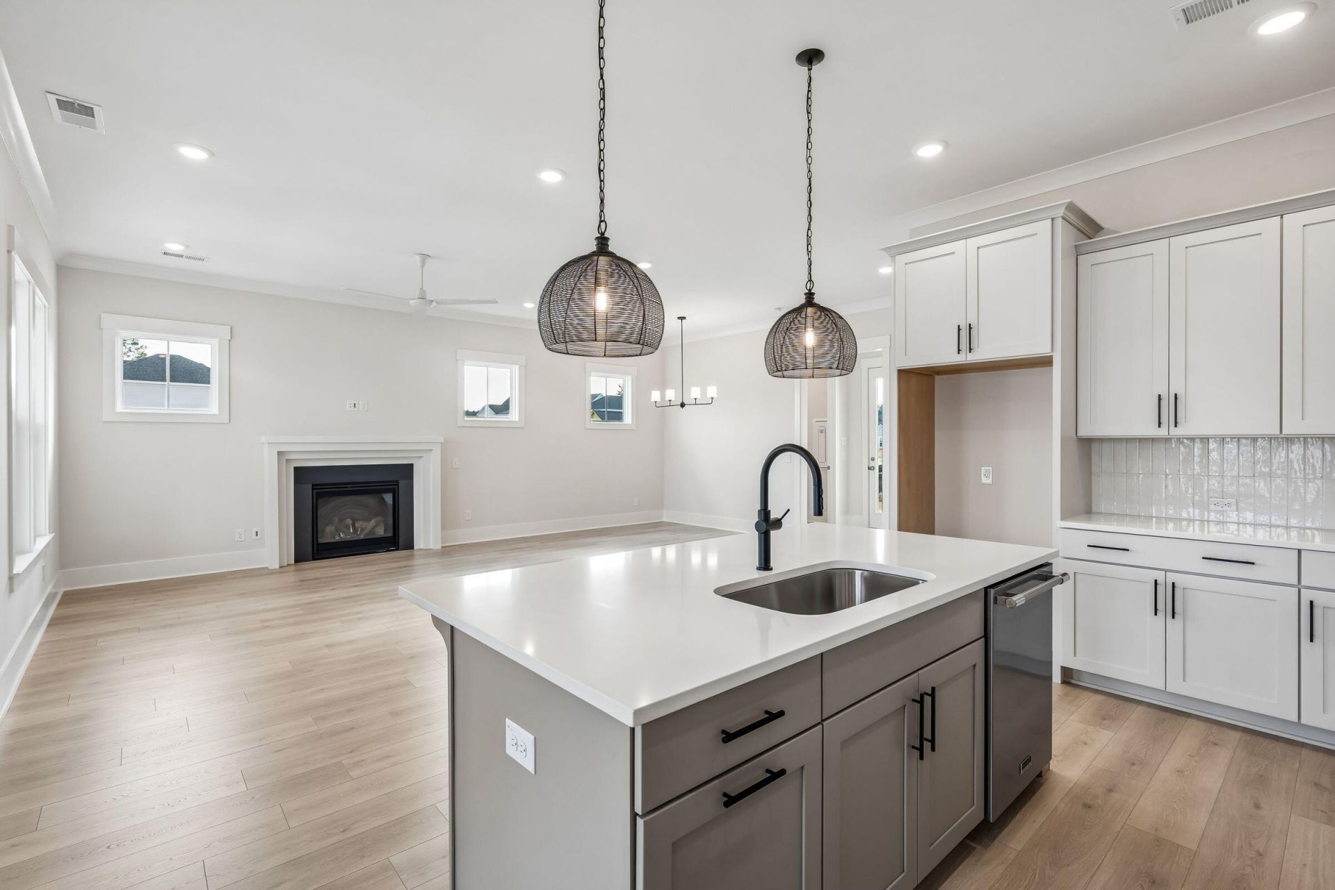 815 Gentle Breeze Drive Photo 15