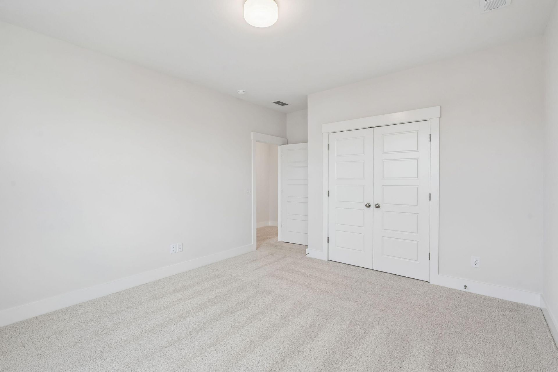 815 Gentle Breeze Drive Photo 29