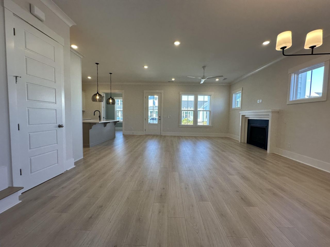 815 Gentle Breeze Drive Photo 3