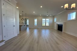 815 Gentle Breeze Drive photo 4