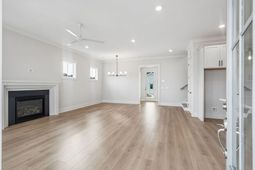 815 Gentle Breeze Drive photo 4