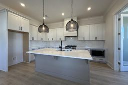 815 Gentle Breeze Drive photo 4