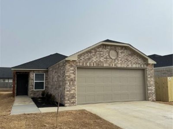 8809 Preston Wood Drive, Fort Smith, AR 72916