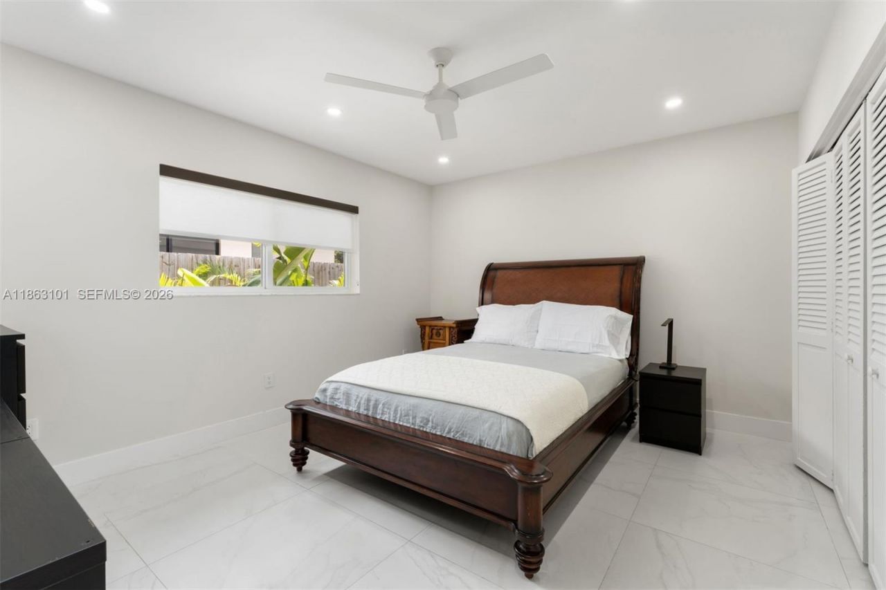 1410 Cleveland Rd, Miami Beach, FL 33141 Photo